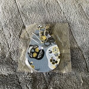 Elegant Floral Drop Earrings